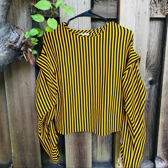 Zara Tops - Zara Stripped Shirt